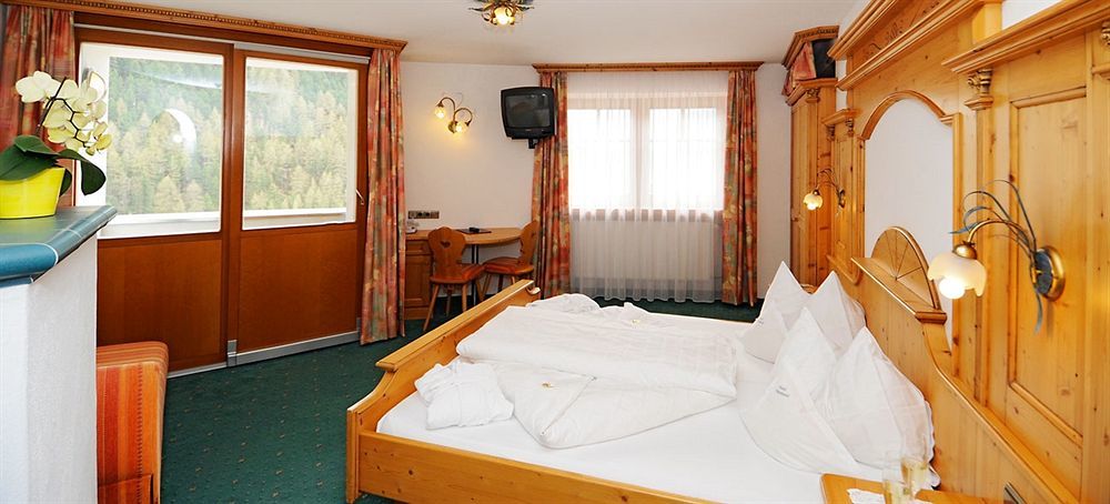 Hotel Alpenjuwel Melago Esterno foto